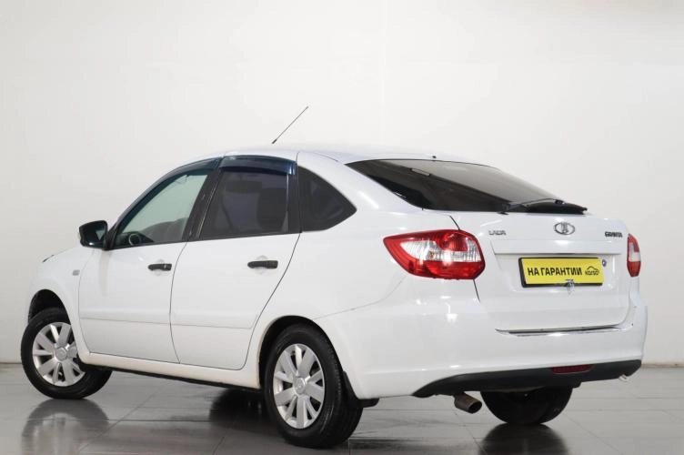 ВАЗ (LADA) Granta 4 из 6
