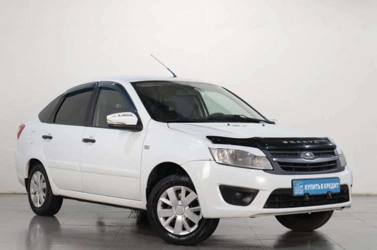 ВАЗ (LADA) Granta 1 из 6