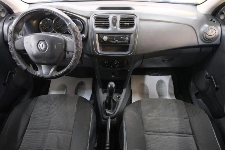 Renault Logan 10 из 17