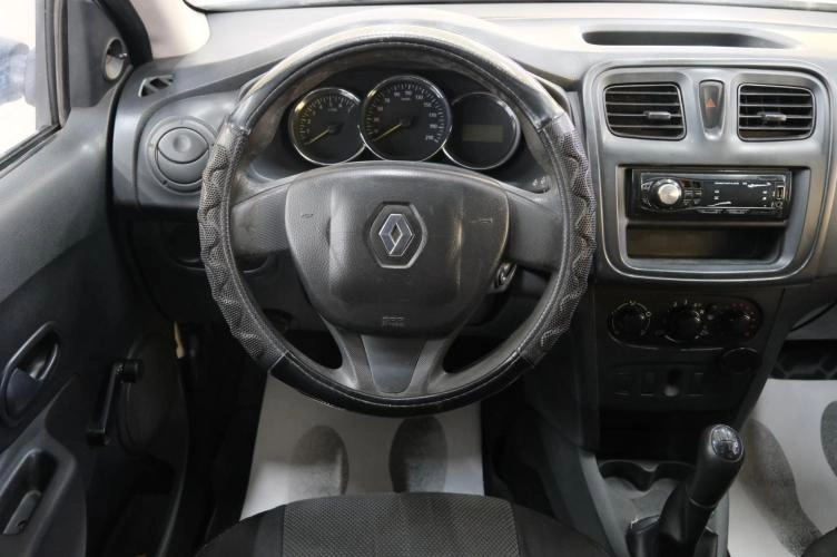 Renault Logan 9 из 17