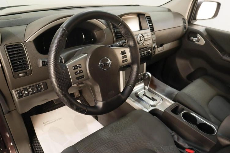 Nissan Pathfinder 8 из 18