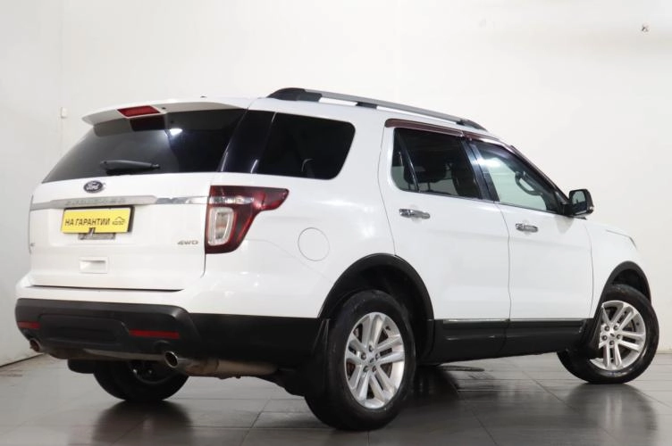 Ford Explorer 6 из 6