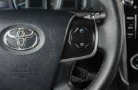 Toyota Camry 15 из 21