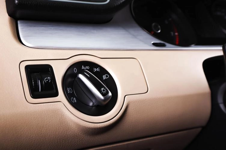 Volkswagen Passat CC 19 из 23