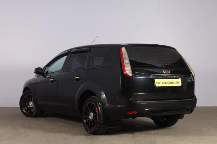 Ford Focus 4 из 6