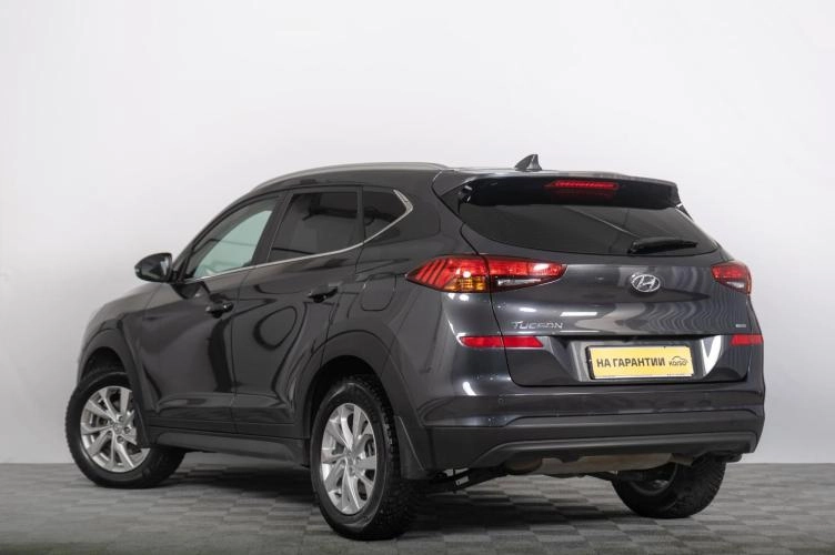 Hyundai Tucson 5 из 6