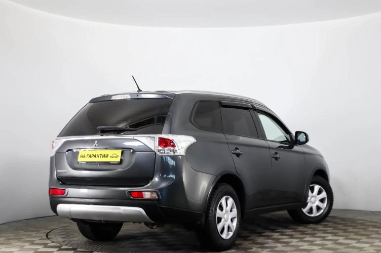 Mitsubishi Outlander 4 из 6
