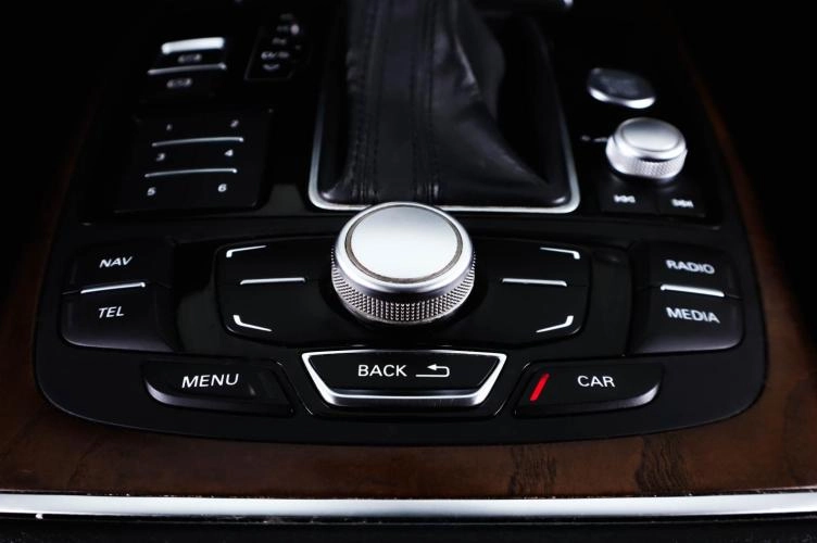 Audi A6 24 из 29