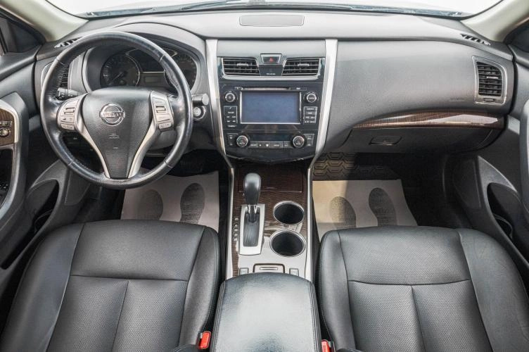Nissan Teana 9 из 30