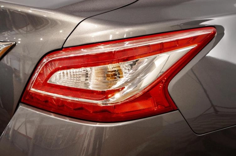 Nissan Teana 8 из 30