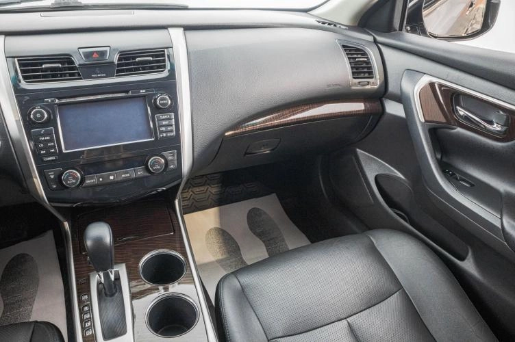 Nissan Teana 23 из 30