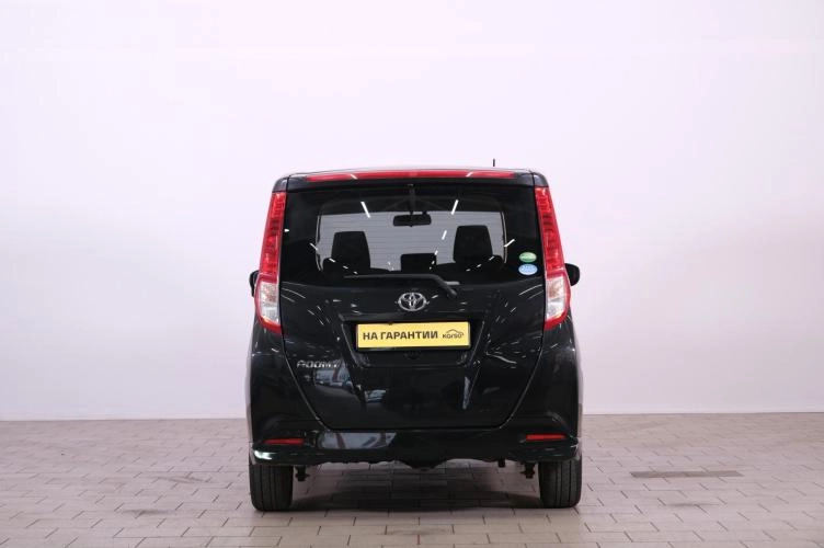 Toyota Roomy 5 из 6