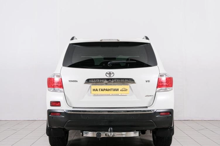 Toyota Highlander 5 из 6