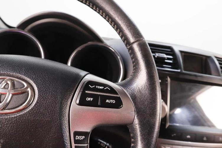 Toyota Highlander 10 из 16