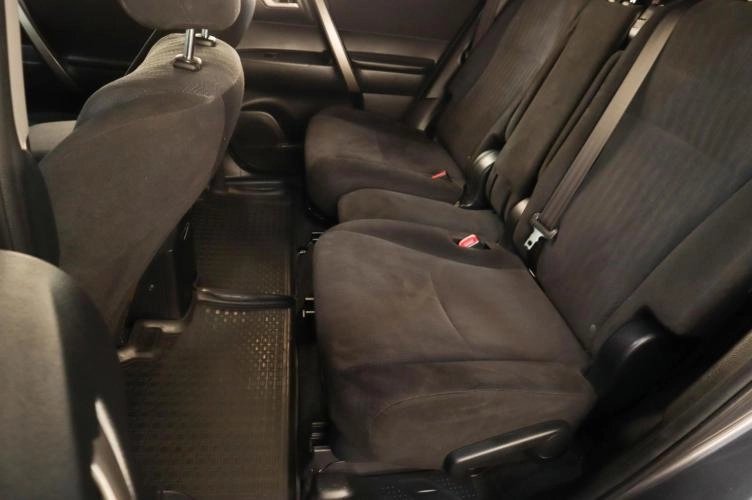 Toyota Highlander 16 из 16