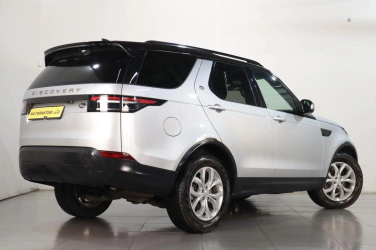 Land Rover Discovery 6 из 6