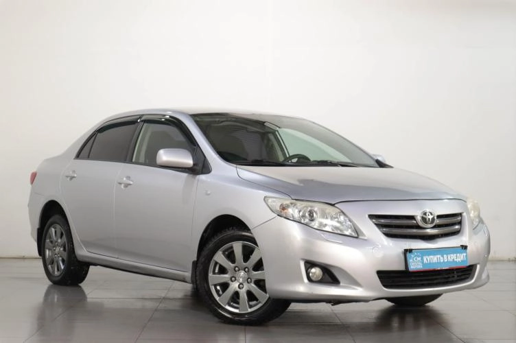 Toyota Corolla 1 из 6
