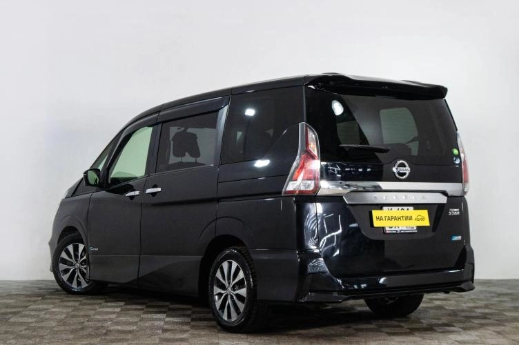 Nissan Serena 6 из 6