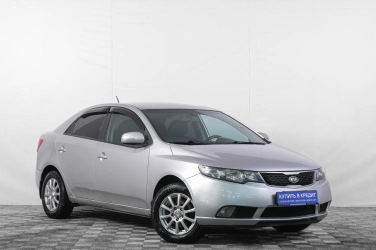 KIA Cerato 1 из 6