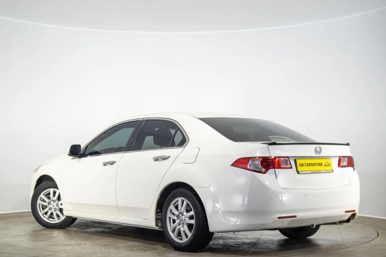 Honda Accord 6 из 6