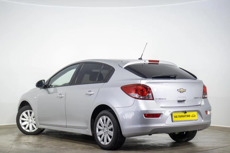 Chevrolet Cruze 6 из 6