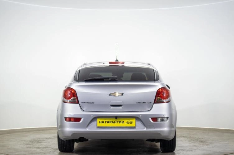 Chevrolet Cruze 5 из 6