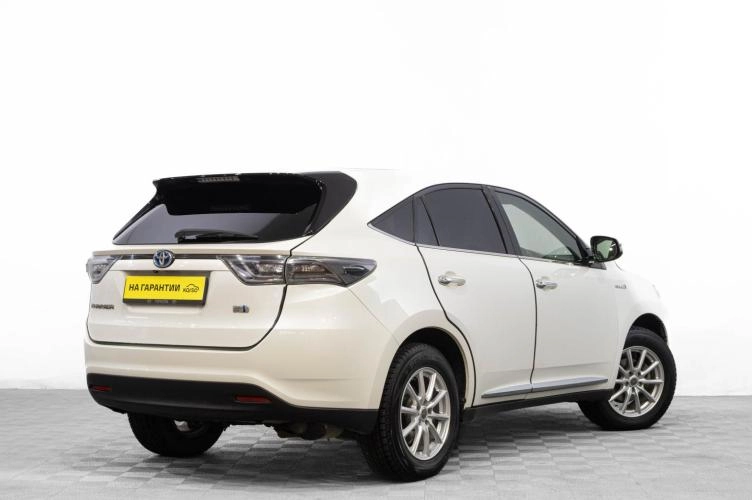 Toyota Harrier 4 из 6