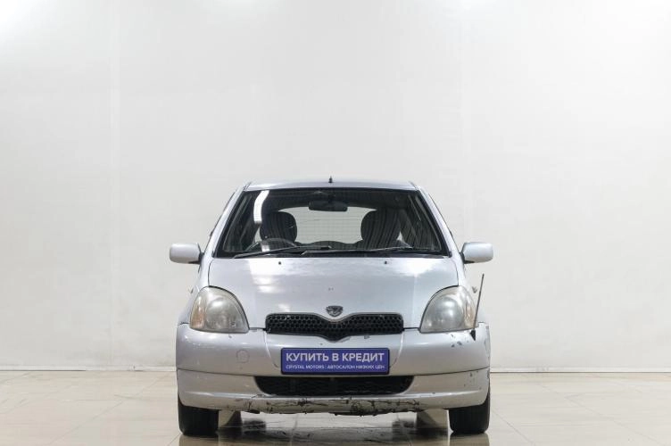 Toyota Vitz 2 из 6