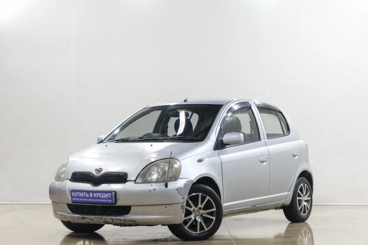 Toyota Vitz 3 из 6