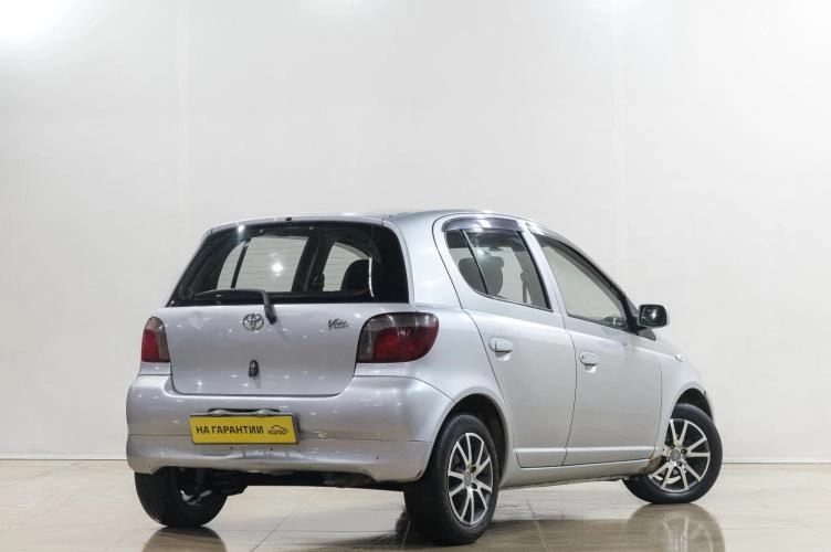 Toyota Vitz 6 из 6