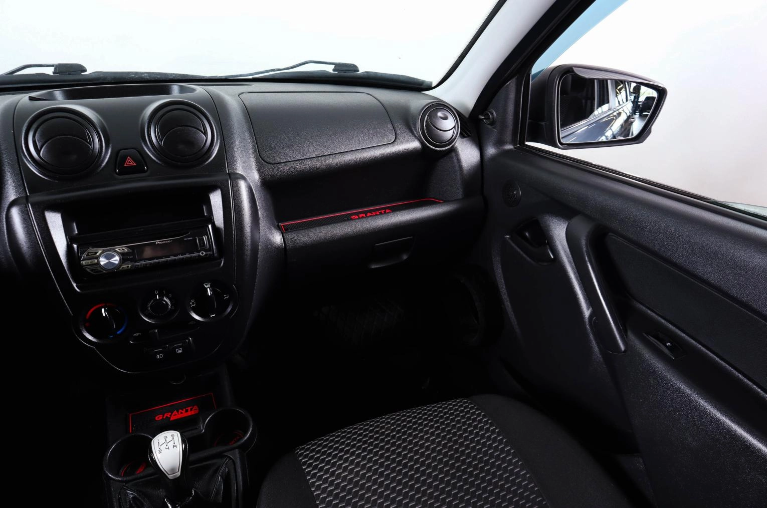 ВАЗ (LADA) Granta 14 из 20
