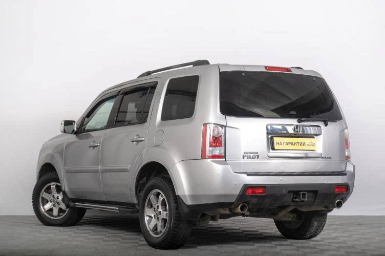 Honda Pilot 5 из 6