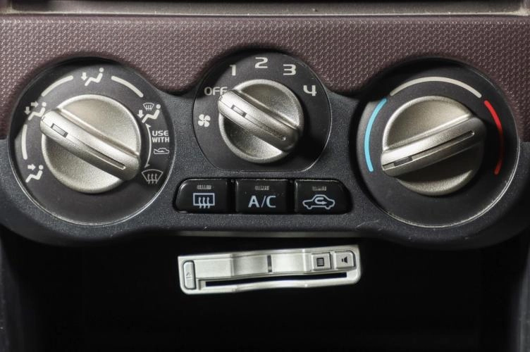 Mitsubishi Pajero Mini 11 из 17