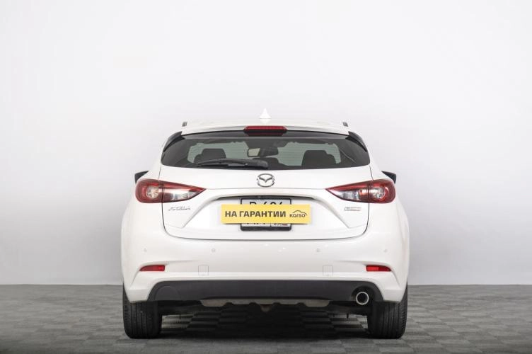 Mazda Axela 4 из 6