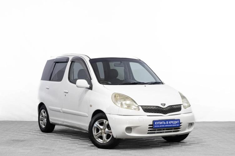 Toyota Funcargo 1 из 6