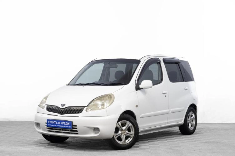 Toyota Funcargo 3 из 6