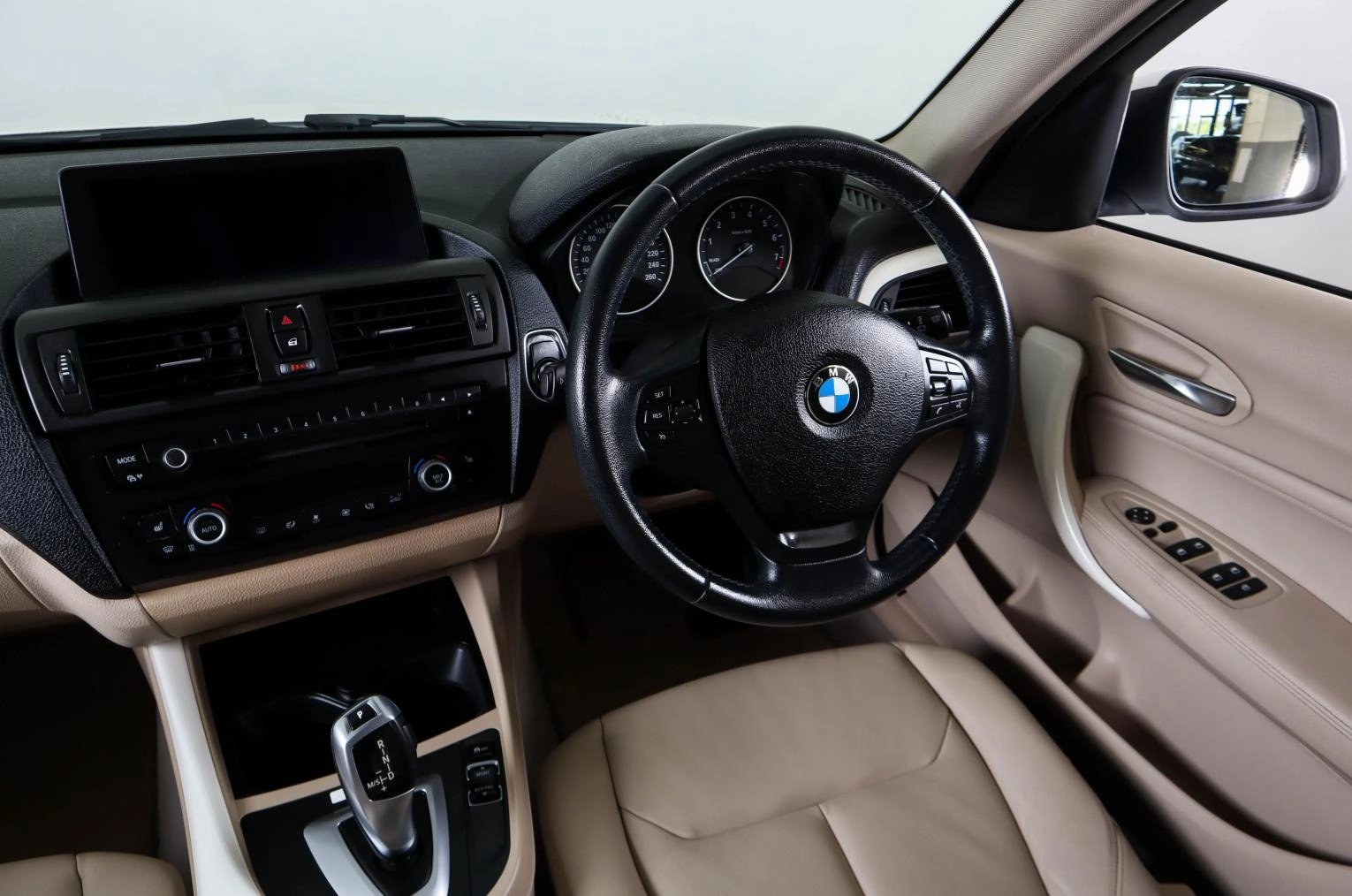 BMW 1 серия 15 из 25