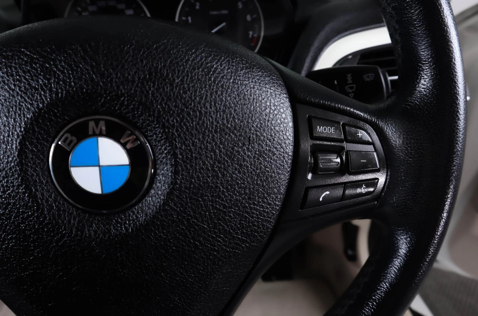 BMW 1 серия 18 из 25