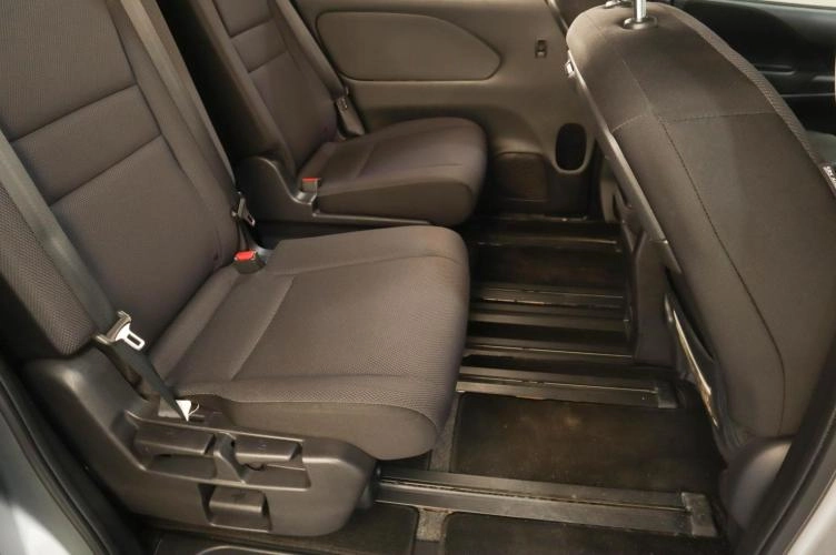 Nissan Serena 15 из 16