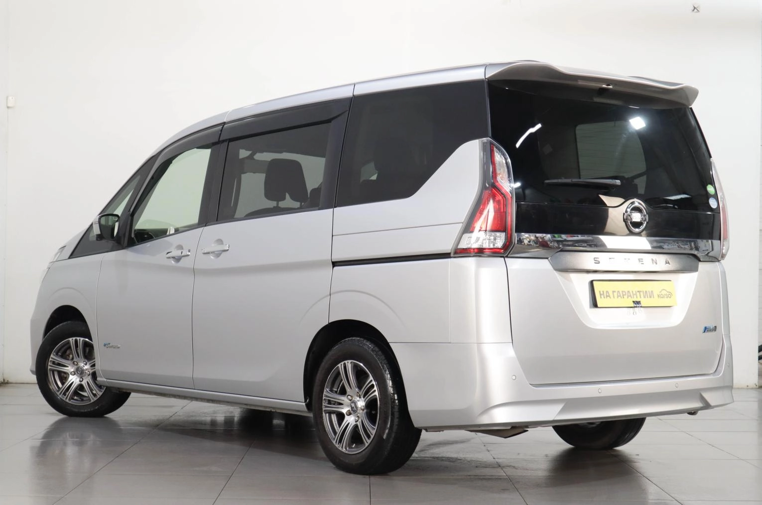 Nissan Serena 4 из 16