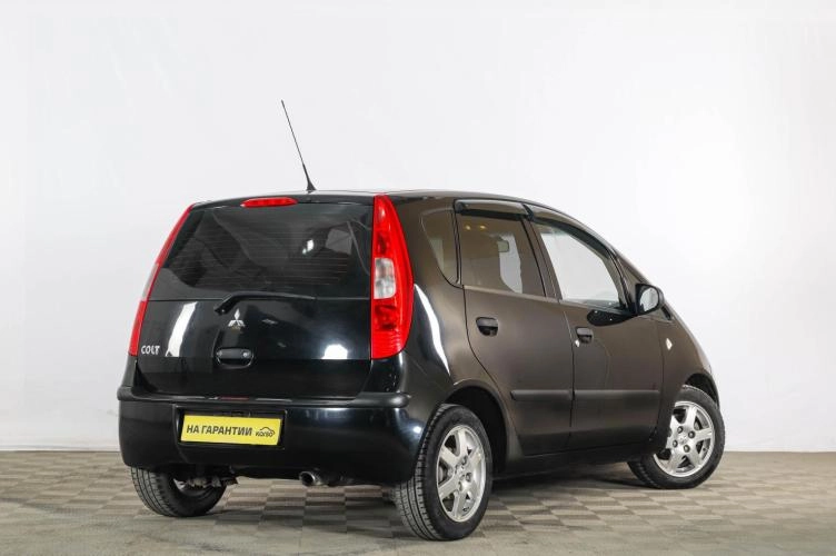 Mitsubishi Colt 6 из 6