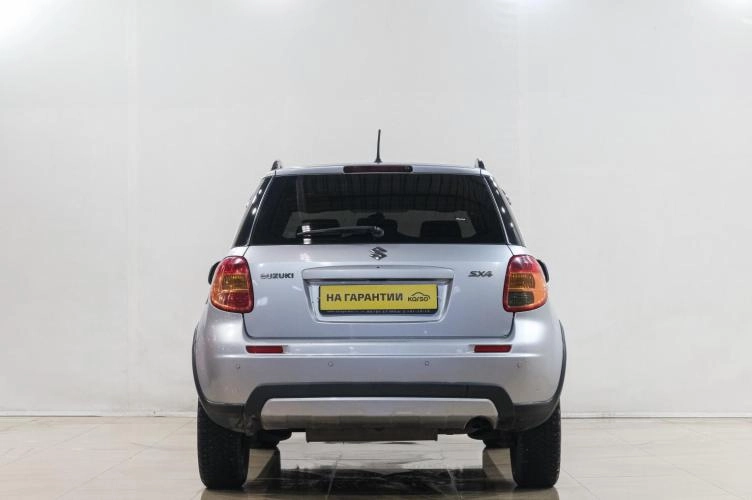 Suzuki SX4 5 из 6