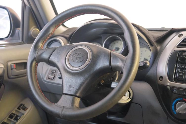 Toyota RAV4 12 из 21