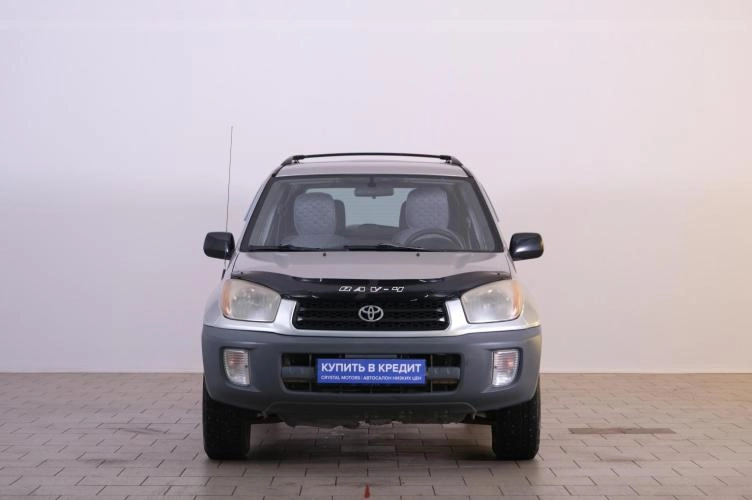 Toyota RAV4 2 из 6