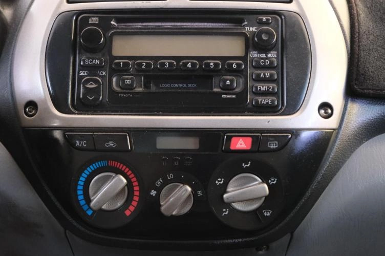 Toyota RAV4 14 из 21