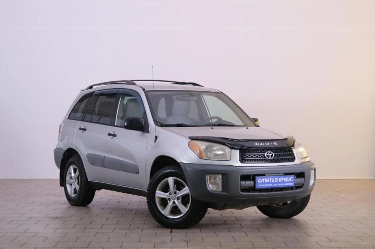Toyota RAV4 1 из 6