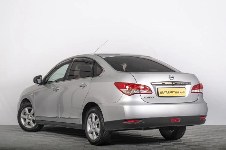 Nissan Almera 5 из 6