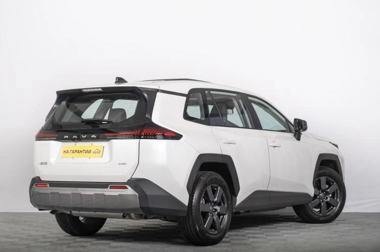 Toyota RAV4 6 из 6