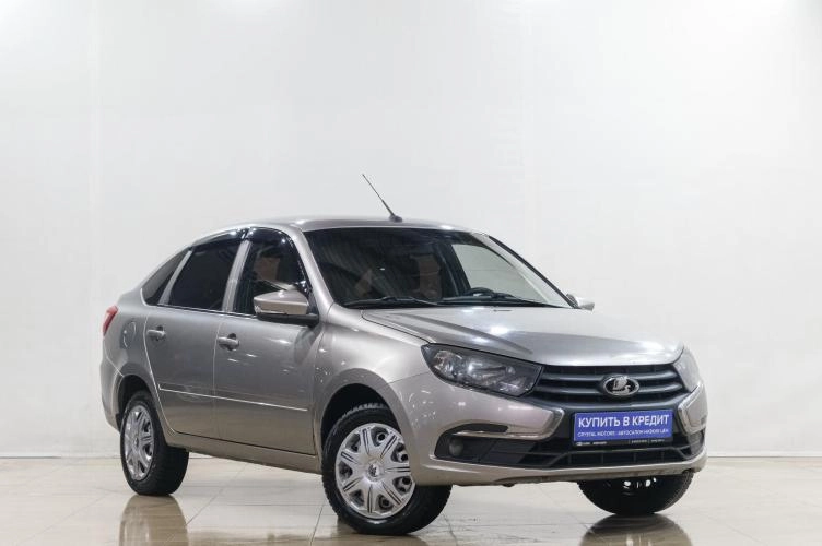 ВАЗ (LADA) Granta 1 из 6