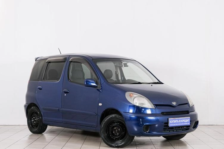 Toyota Funcargo 1 из 6